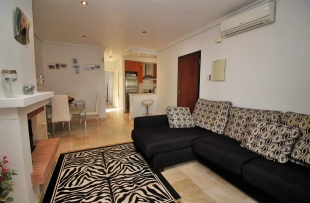 Resale - Apartment - Villamartin - PAU 8