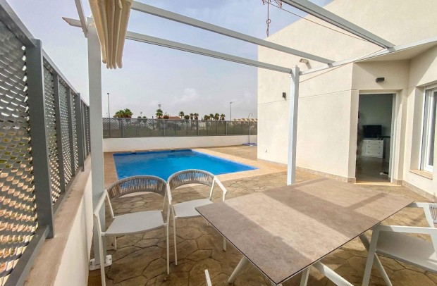 Nouvelle construction - Detached House / Villa - Los Alcazares - Serena Golf