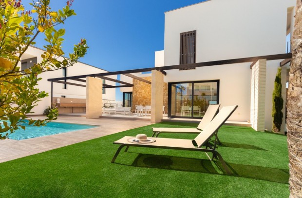 Nouvelle construction - Detached House / Villa - Orihuela Costa - Campoamor