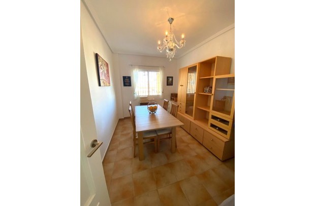 Resale - Detached House / Villa - Villamartin - Villamartin (Orihuela Costa)