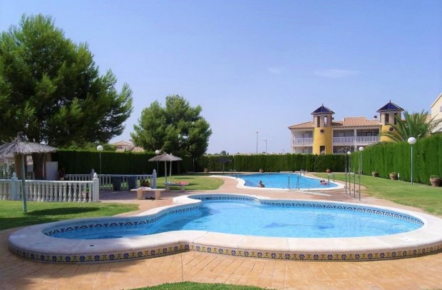 Resale - Detached House / Villa - Villamartin - Villamartin (Orihuela Costa)