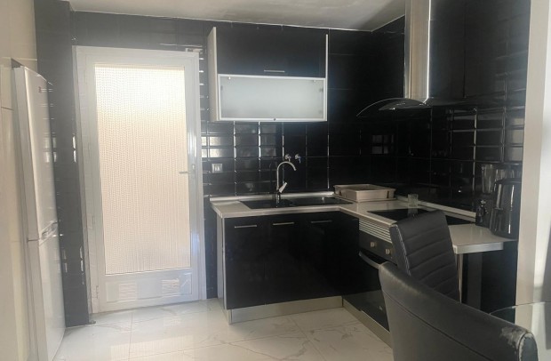 Resale - Town house - Torrevieja - Nueva Torrevieja