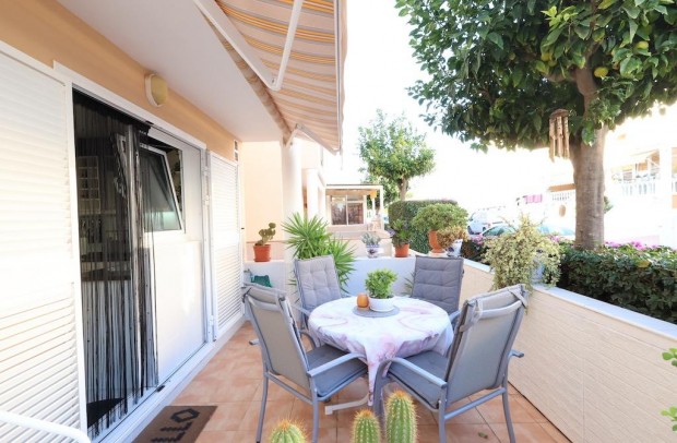 Revente - Detached House / Villa - Torrevieja - Los Balcones