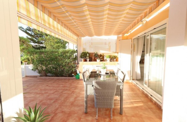 Revente - Detached House / Villa - Torrevieja - Los Balcones