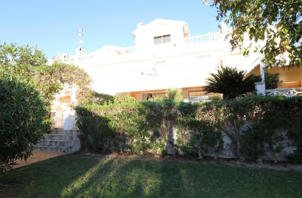 Revente - Detached House / Villa - Torrevieja - Los Balcones