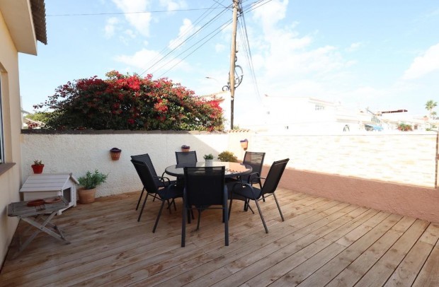 Revente - Detached House / Villa - Torrevieja - La Siesta - El Salado - Torreta