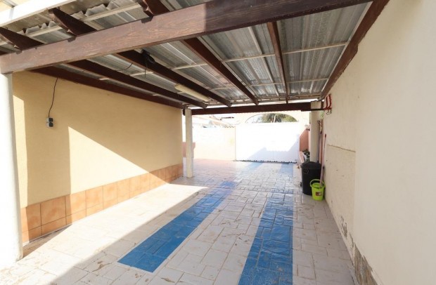 Revente - Detached House / Villa - Torrevieja - La Siesta - El Salado - Torreta