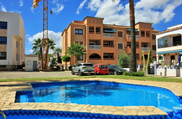 Resale - Apartment - Villamartin - PAU 8