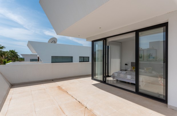 Revente - Detached House / Villa - Ciudad Quesada