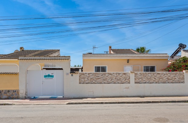 Reventa - Detached House / Villa - Torrevieja