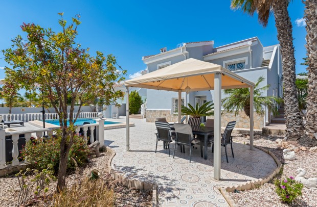 Revente - Detached House / Villa - Ciudad Quesada