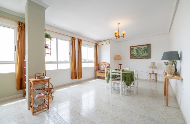 Resale - Apartment - Los Montesinos