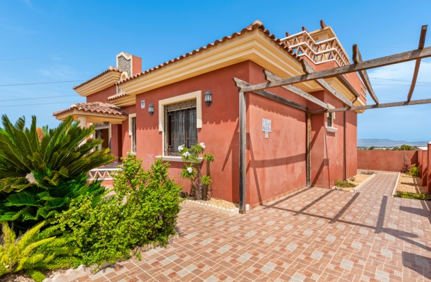 Resale - Detached House / Villa - Algorfa