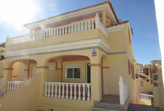 Resale - Town house - Villamartin - Villamartín