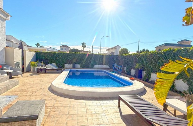 Reventa - Detached House / Villa - Torrevieja - La Siesta - El Salado -  Torreta