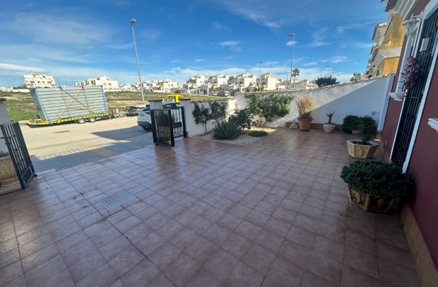 Reventa - Town house / semi detached - Orihuela - Entre Naranjos Vistabella