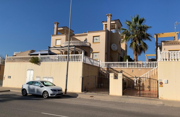 For sale: 3 bedroom house / villa in Guardamar del Segura, Costa Blanca