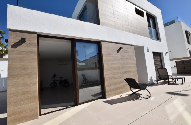 Resale - Villa Detached - Benijófar - Benijofar