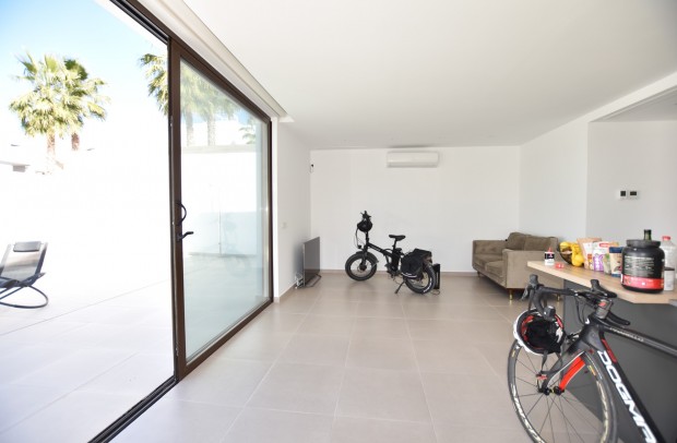 Resale - Villa Detached - Benijófar - Benijofar