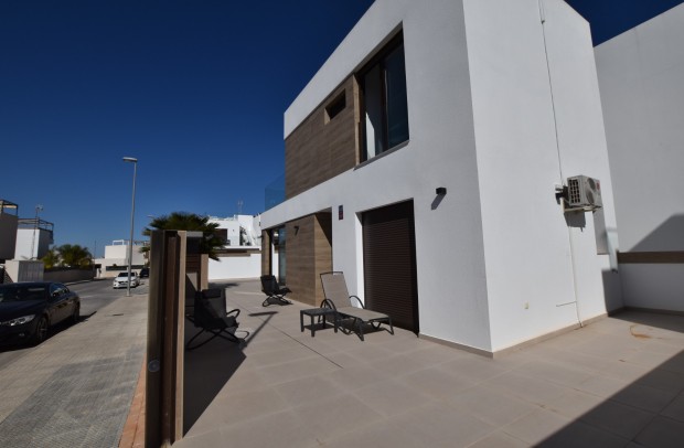 Resale - Villa Detached - Benijófar - Benijofar