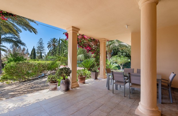 Revente - Villa Detached - Elche