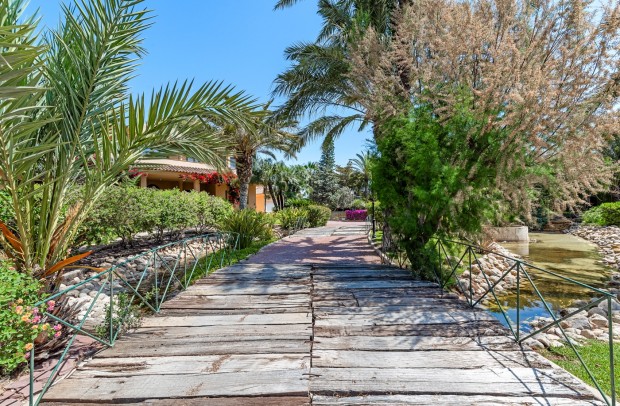 Revente - Villa Detached - Elche