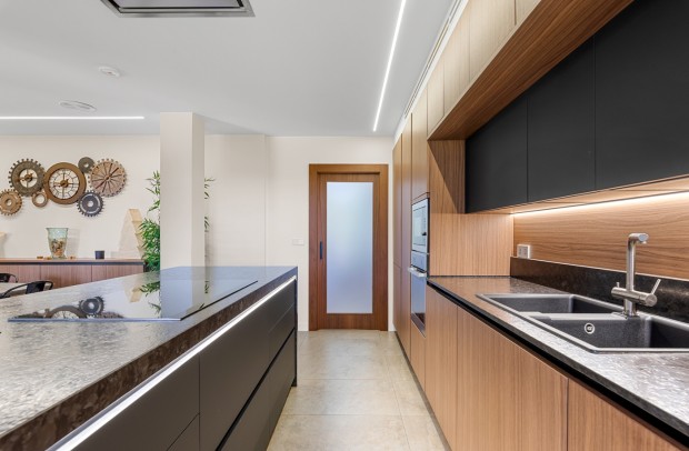 Revente - Villa Detached - Elche