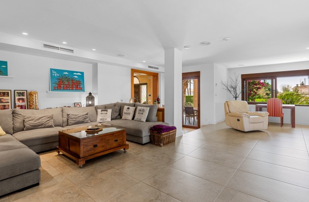 Revente - Villa Detached - Elche