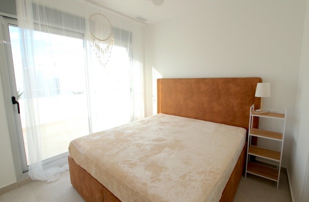 Revente - Detached House / Villa - La Marina