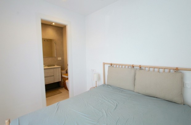 Revente - Detached House / Villa - La Marina