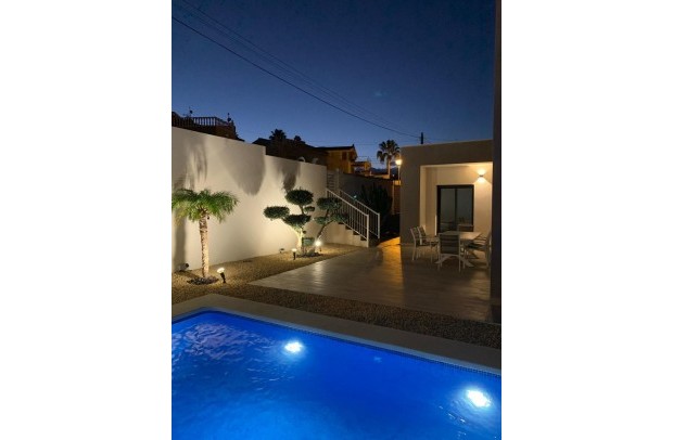 Revente - Detached House / Villa - Ciudad Quesada