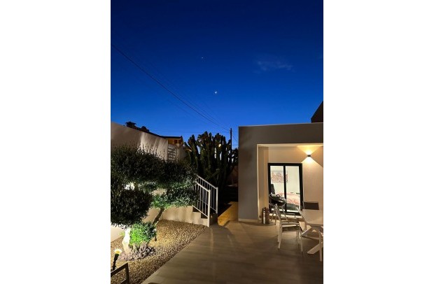 Revente - Detached House / Villa - Ciudad Quesada