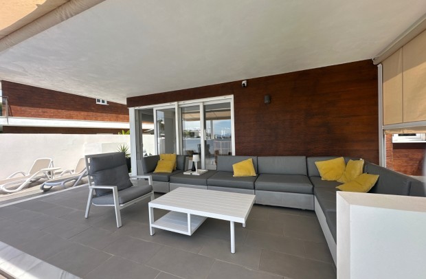 Revente - Detached House / Villa - Gran Alacant