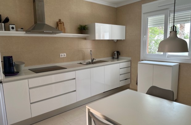 Revente - Detached House / Villa - Gran Alacant