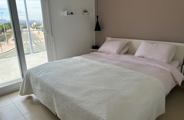 Revente - Detached House / Villa - Gran Alacant