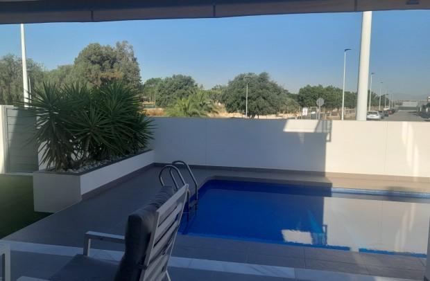 Revente - Detached House / Villa - Gran Alacant