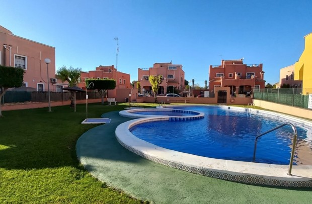 Resale - Town house - Los Montesinos - La Herrada