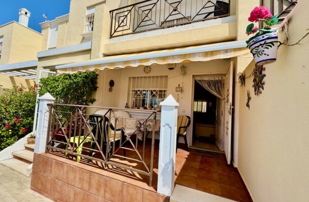 Revente - Detached House / Villa - Ciudad Quesada