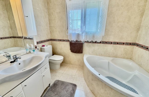 Revente - Detached House / Villa - Ciudad Quesada