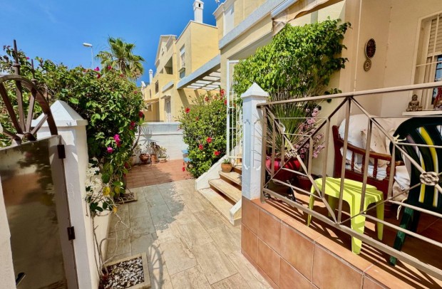 Revente - Detached House / Villa - Ciudad Quesada