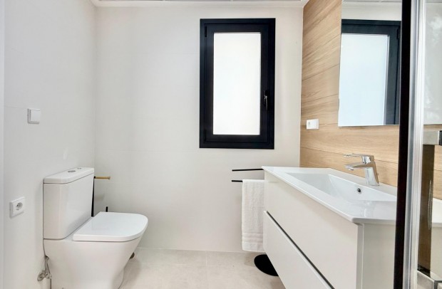 Nueva construcción  - Adosado - Cox - San Fernando