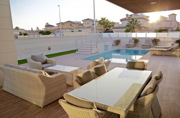 Nouvelle construction - Detached House / Villa - Orihuela Costa - Dehesa de campoamor