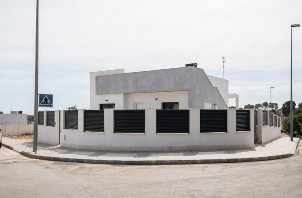 Nueva construcción  - Detached House / Villa - Pilar de la Horadada - Pinar de Campoverde