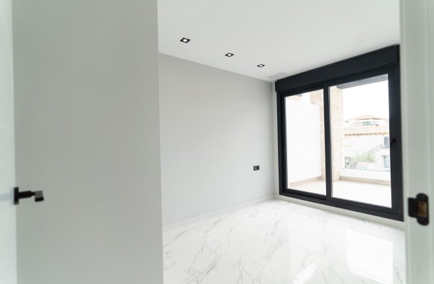 Nueva construcción  - Detached House / Villa - Pilar de la Horadada - pueblo