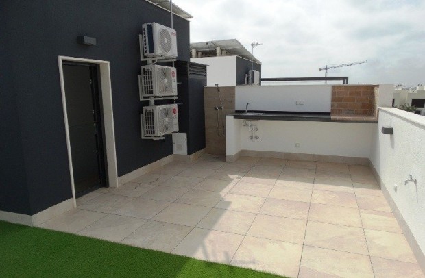 Nueva construcción  - Detached House / Villa - Pilar de la Horadada - pueblo