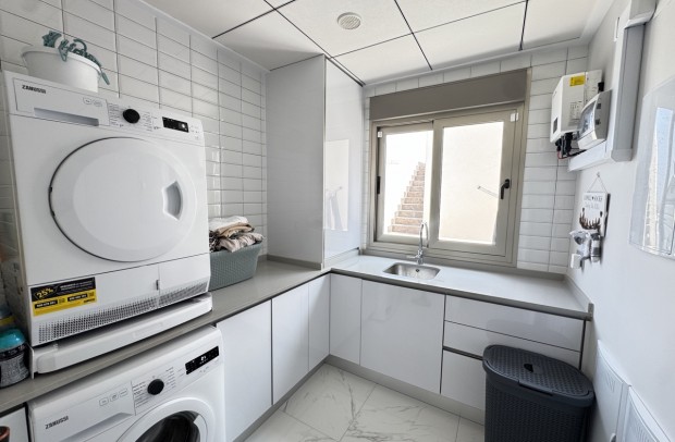 Reventa - Detached House / Villa - Villamartin - Villamartín