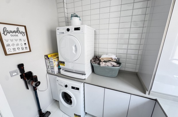 Reventa - Detached House / Villa - Villamartin - Villamartín