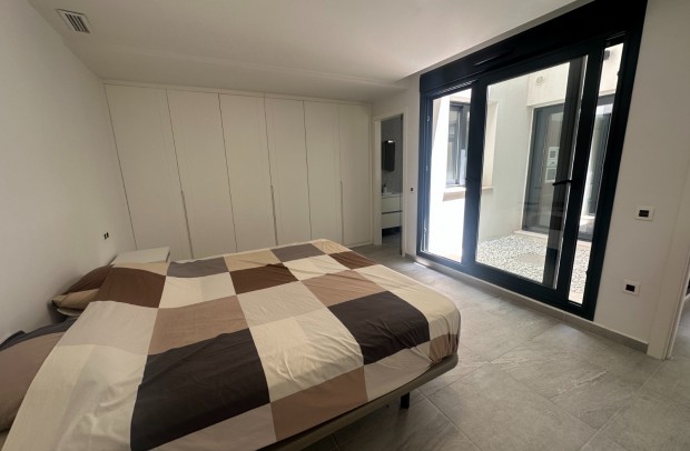 Resale - Detached House / Villa - San Miguel de Salinas - San Miguel Salinas