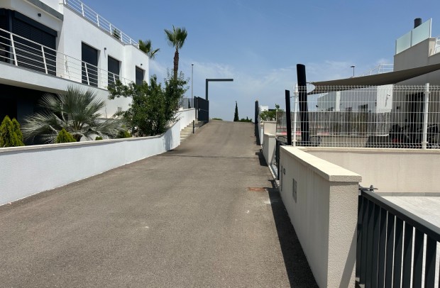 Resale - Detached House / Villa - San Miguel de Salinas - San Miguel Salinas