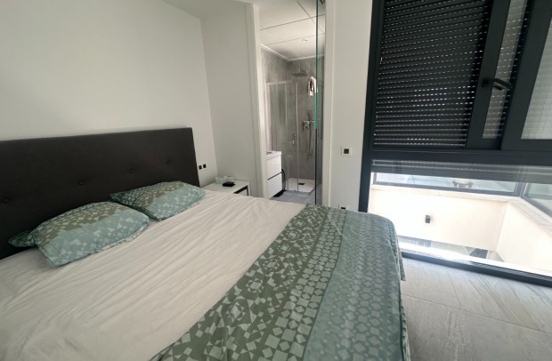 Resale - Detached House / Villa - San Miguel de Salinas - San Miguel Salinas